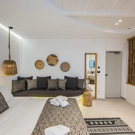 Bohemia Luxury Living Inn 2*
