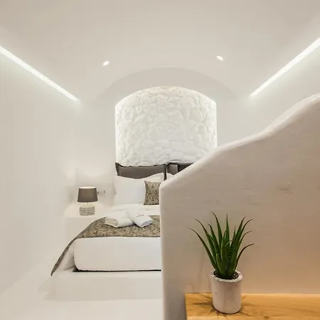 Bohemia Luxury Living 2*