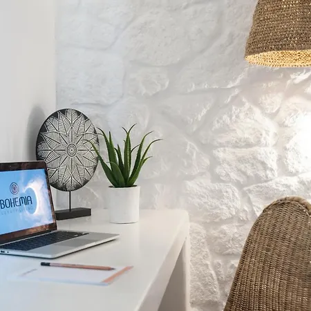 Bohemia Luxury Living イン ハニオティス